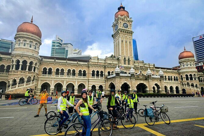 Kuala Lumpur Sunset Evening Cycling Tour - Discover Kuala Lumpur After Dark: The Sunset Evening Cycling Tour