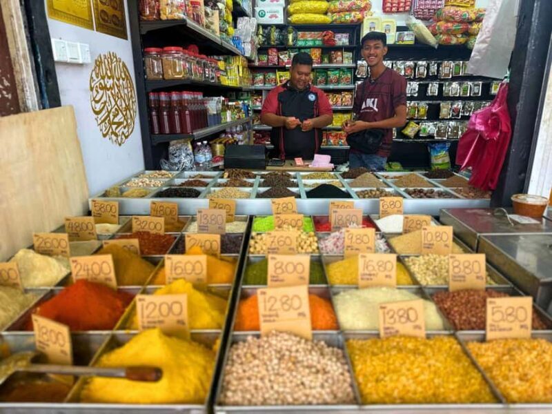 Kuching: Walking Tour with Sampan Boat Ride and Lunch - Practical Details That Matter