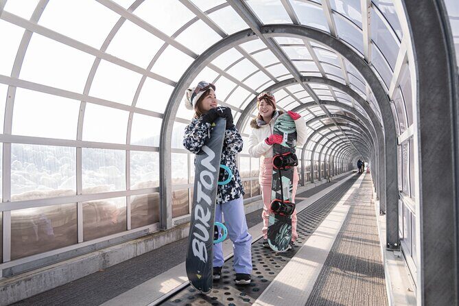 Kuju Forest Park Skiing Grounds Day Tour from Fukuoka - Key Points