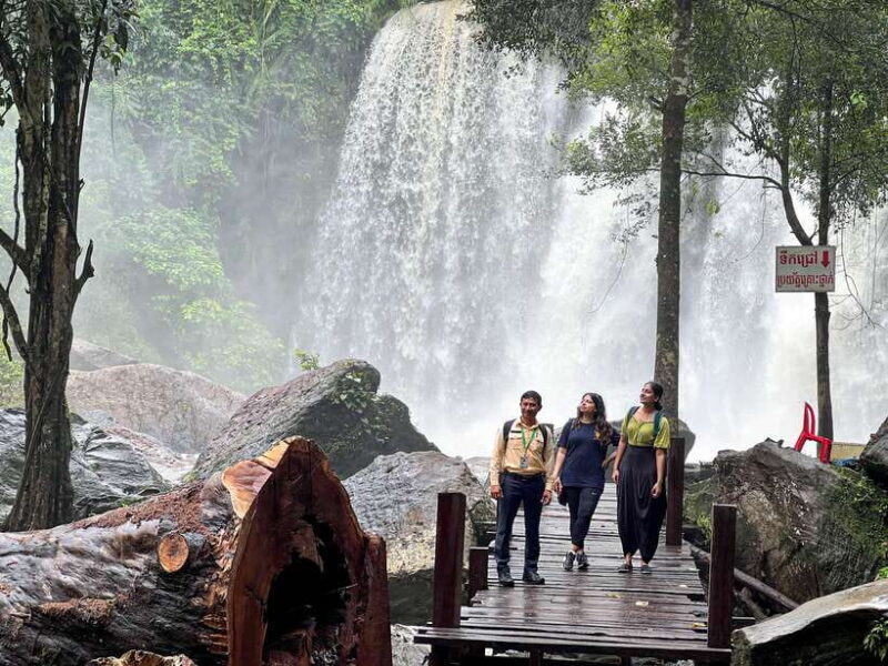 Kulen Mountain Tour with Kampong Phluk Floating Village - The Journey Begins: Early Morning Pickup and Scenic Drive