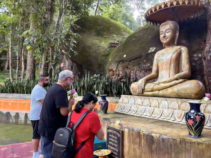 Kulen Waterfall Park with Small Groups & Guide tour - Exploring Phnom Kulen: A Sacred and Scenic Day Trip from Siem Reap