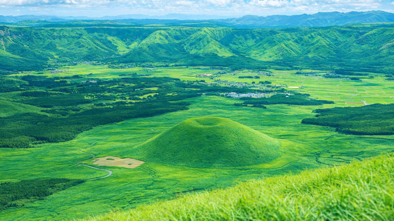 Kumamoto Takachiho Gorge & Aso Volcano Guided Full-Day Tour - A big Kyushu day without the transport puzzle