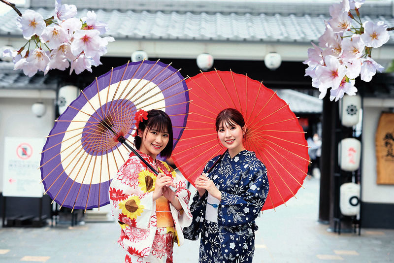 Kumaoto Castle & Josaien Kimono and Yukata experience - At a glance