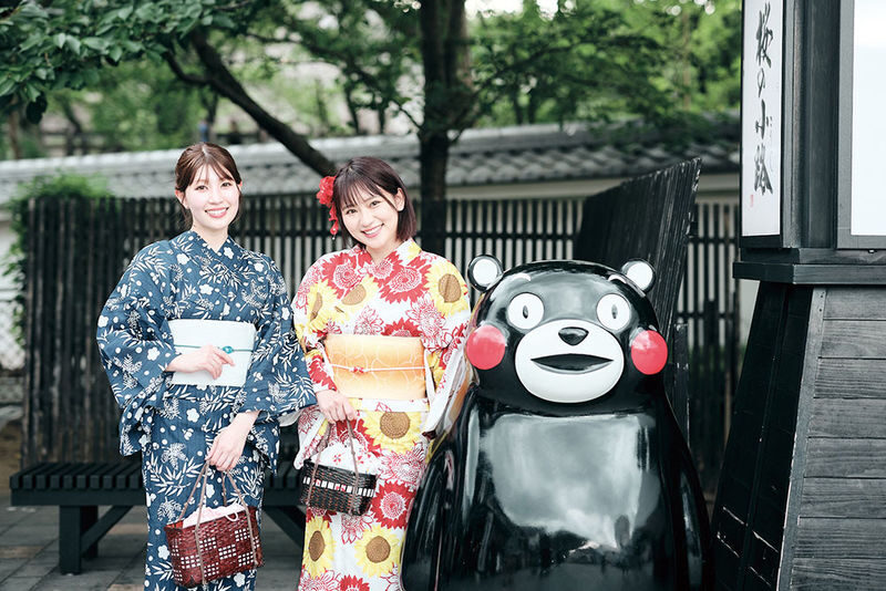 Kumaoto Castle & Josaien Kimono and Yukata experience - Getting dressed at Wa Collection Mito