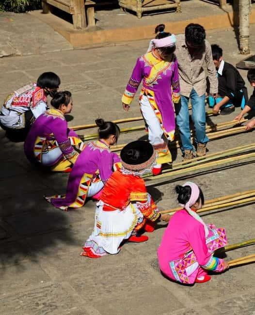 Kunming Day Tour: Stone Forest, Ethnic Park & Tie-Dye Craft - Is This Tour Worth It?