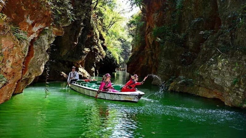 Kunming: Jiuxiang Cave & Roast Duck Lunch Private Tour - Practical Tips for Travelers