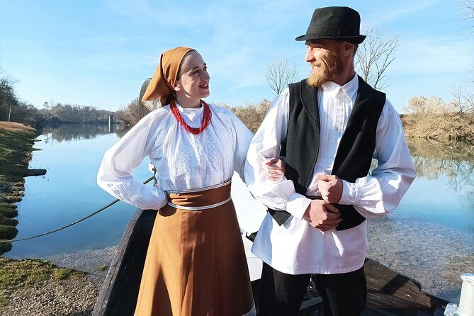 Kupa River Cruise in the Traditional itna laa boat in Karlovac - FAQ