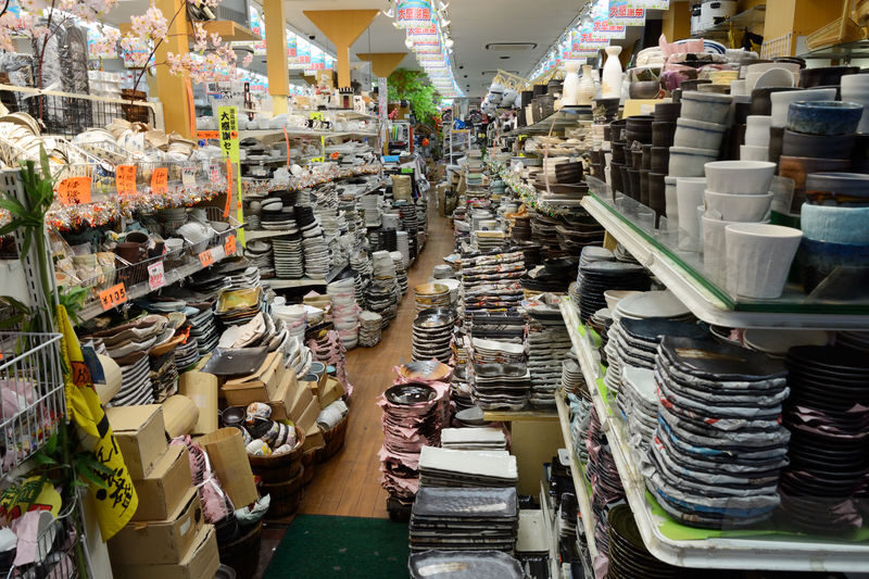 Kuromon Market & Dotonbori Food Tour with Wagyu in Osaka - How the guide shapes the experience