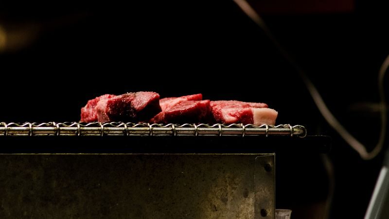 Kuromon Market & Dotonbori Food Tour with Wagyu in Osaka - Who should book this walk?