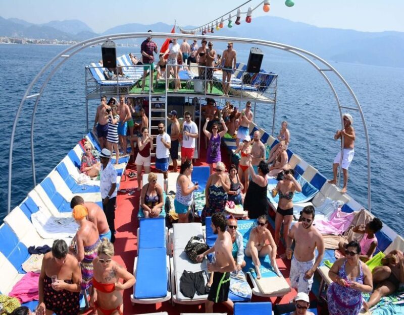 Kusadasi: Full-Day Boat Cruise w/ Lunch & Hotel Pickup - Who Will Love This Experience?