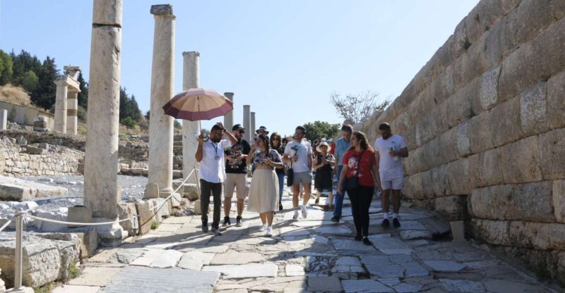 Kusadasi: Private Ephesus Day Trip with Pickup and Drop-off - Key Points