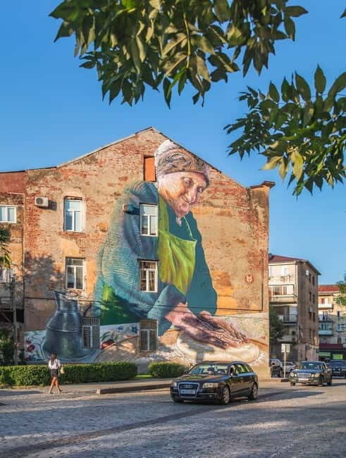 Kutaisi: Historic Walking Tour with Guide, 3 Hours - Who Will Love This Tour?