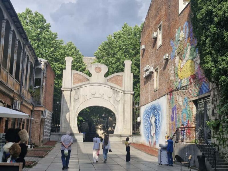 Kutaisi: Walking Tour & Tskaltubo Abandoned Sanatoriums - Detailed Review of the Tour Experience