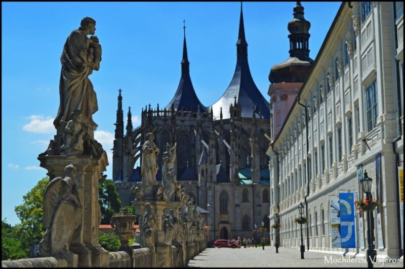Kutná Hora Private Tour: Day Trip from Prague - Exploring Kutná Hora: A Medieval Treasure
