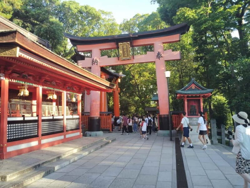 Kyoto: 1.5-Hour Guided Tour of Fushimi Inari Shrine - The Practical Details
