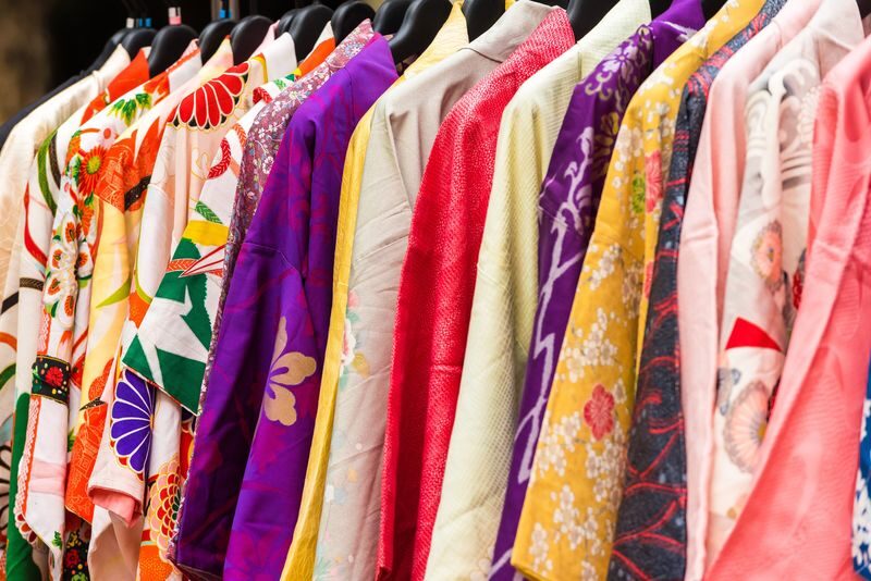 Kyoto 100% Pure Silk Kimono Experience - Getting dressed, and what the process involves