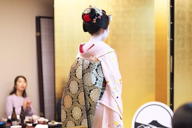 Kyoto 4 hr Gion Private Guided Tour & Maiko or Geisha Dinner - Who Should Consider This Tour?