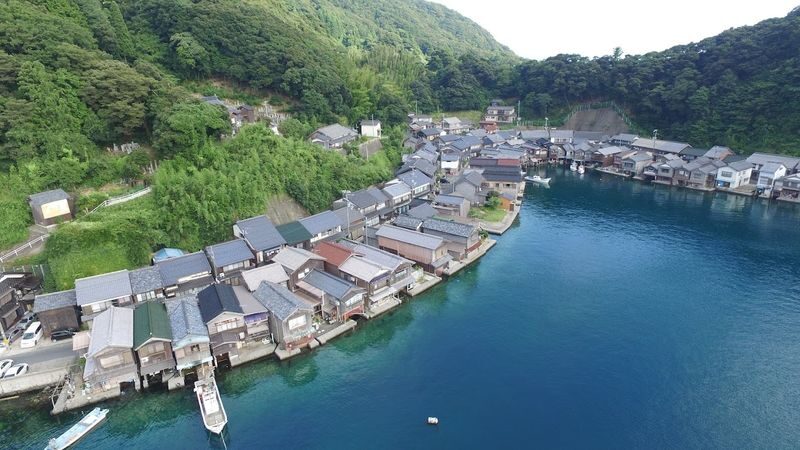 Kyoto Amanohashidate & Ine Funaya & Ine Bay Scenic Day Trip (Departing from Osaka or Kyoto) - A guide and bus make the day easier to manage