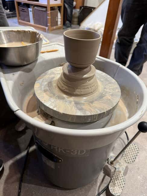 Kyoto Artisan Tour: Pottery, Weaving & Yuzen Dyeing - Key Points