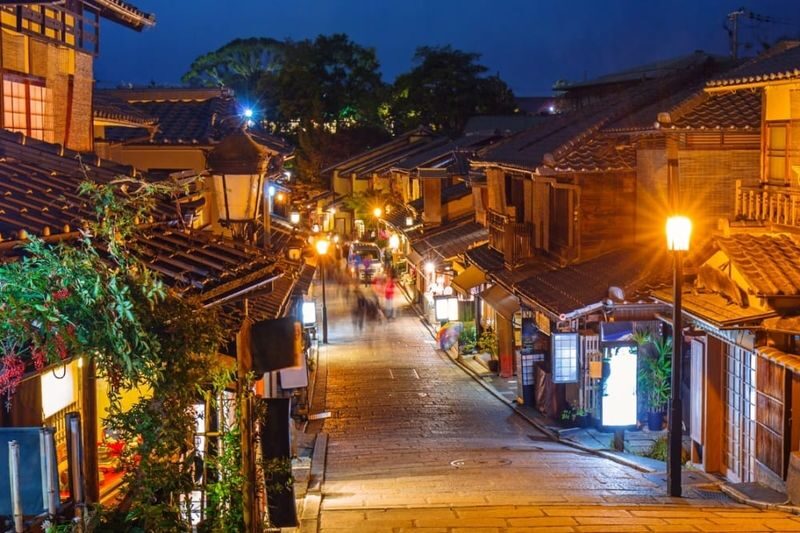 Kyoto City, Magical Kyoto after Dark Private Half Day Guided Tour - What makes this Kyoto night walk worth considering