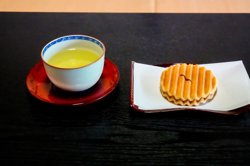 Kyoto Exclusive Temple Maiko Dance Zen Garden and Tea Experience - Tea, sweets, and two maiko dances