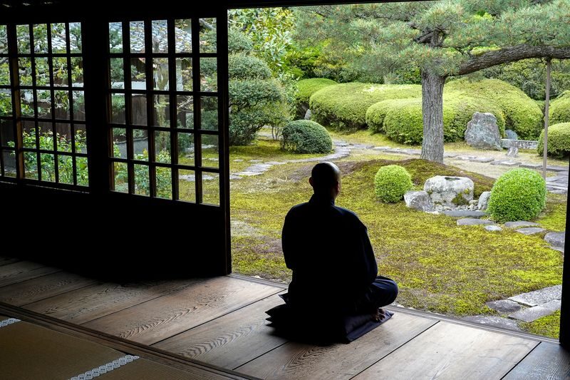 Kyoto Exclusive Temple Maiko Dance Zen Garden and Tea Experience - Ask questions and take a commemorative photo