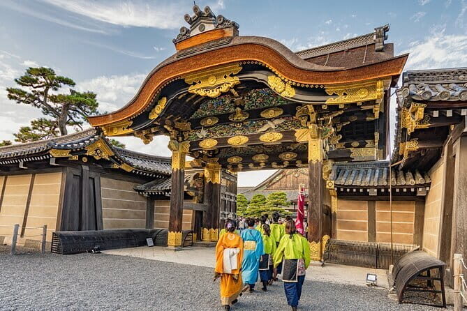 Kyoto: Full-Day Guided Bus Tour to Top Highlights with Tickets - Exploring Kyoto in a Day: The Guided Bus Tour Experience