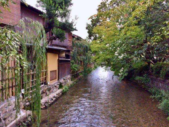 Kyoto Geisha Districts Half-Day Private Cultural Tour - Tatsumi-jinja Shrine and the quieter lanes of Gion