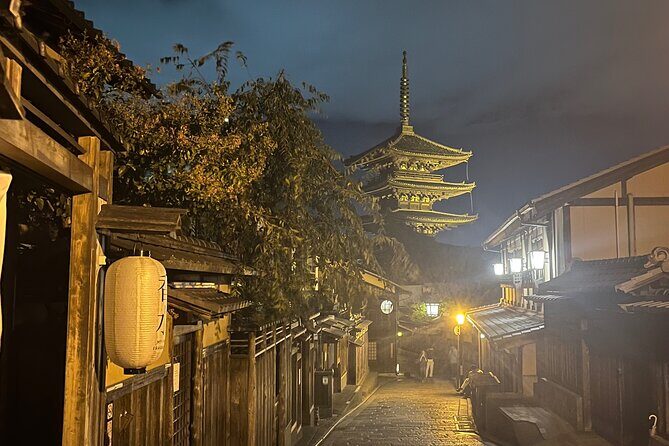 Kyoto Gion Calm Night Walking Tour with a Local Guide - Key Points