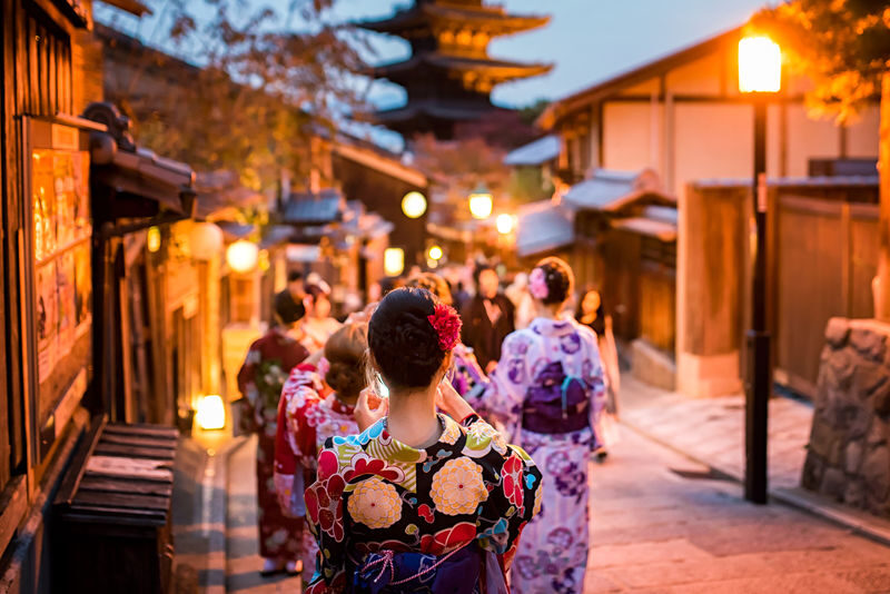 Kyoto Gion Night Guided Walking Tour (3 Hours) - The useful details at a glance