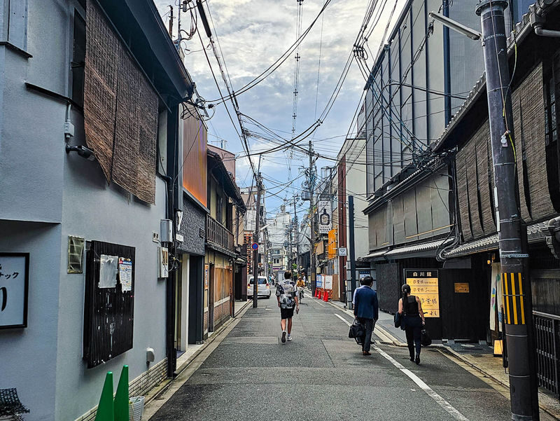 Kyoto Gion Night Guided Walking Tour (3 Hours) - Is $25.15 good value?