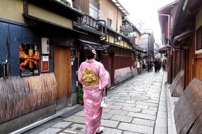 Kyoto: Gion & Pontocho Food Tour with 13 Dishes - The Sum Up