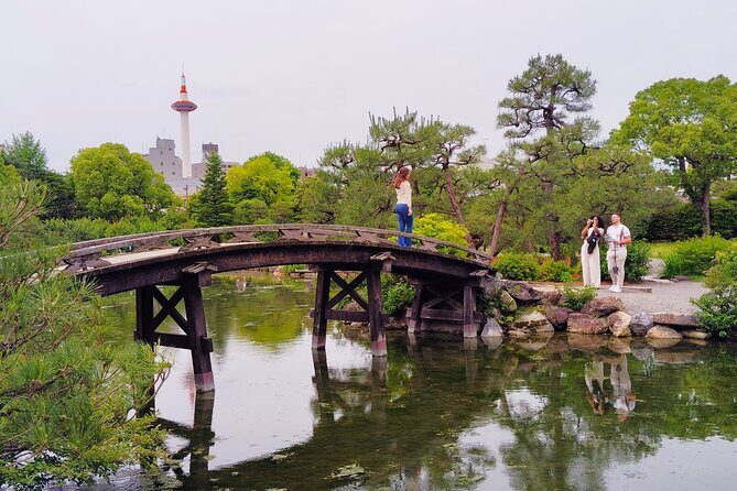 Kyoto Higashi Hongan-ji Temple and Shsei-en Garden Walk Tour - A Closer Look at the Kyoto Higashi Hongan-ji and Shsei-en Garden Walk