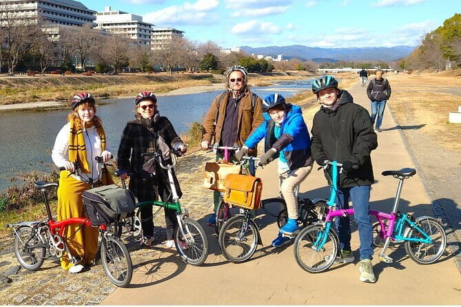 Kyoto Higashiyama Slow Cycling Tour along the quiet waterfront - Key Points