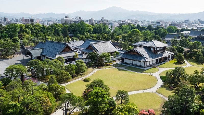 Kyoto In-Depth Tour: Nijo Castle + Kinkaku-ji (Golden Pavilion) + Fushimi Inari-taisha Shrine + Arashiyama Tenryu-ji Temple & Bamboo Grove One Day Tour | Departure from Osaka/Kyoto Available - What the transport and guide service actually provide