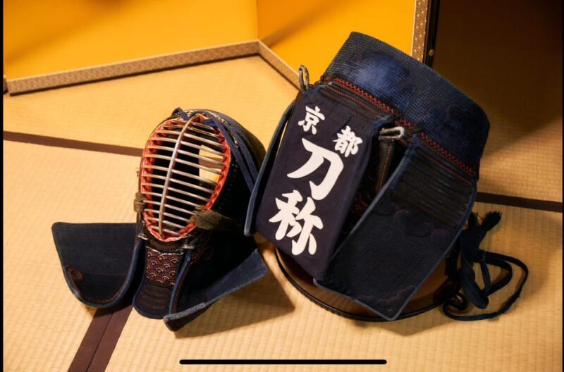 Kyoto: Kendo and Samurai Experience with Uniform and Gear - Key Points