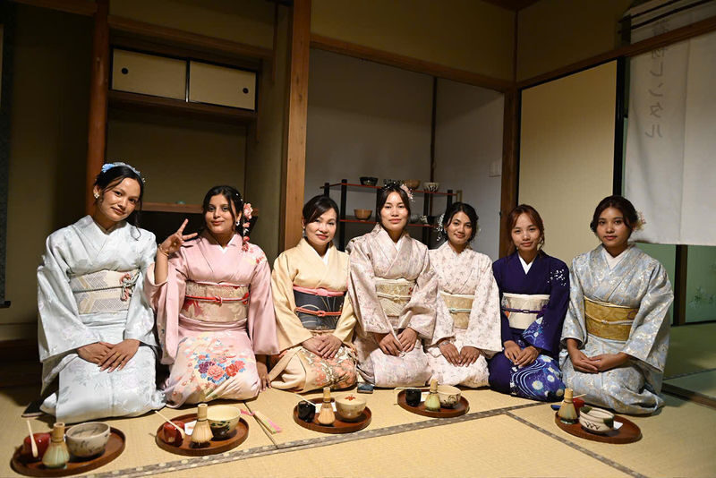 Kyoto: Kimono, Tea Ceremony with Japanese Garden and Studio - The tea ceremony is the cultural center of the visit