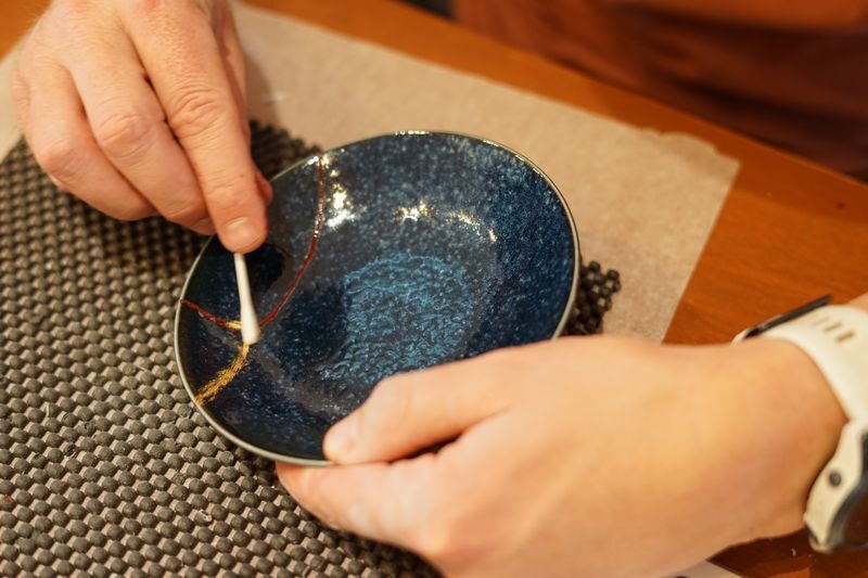 Kyoto: Kintsugi Workshop in Gion - Japanese Gold Repair - A Quiet Hour for Making, Not Just Looking