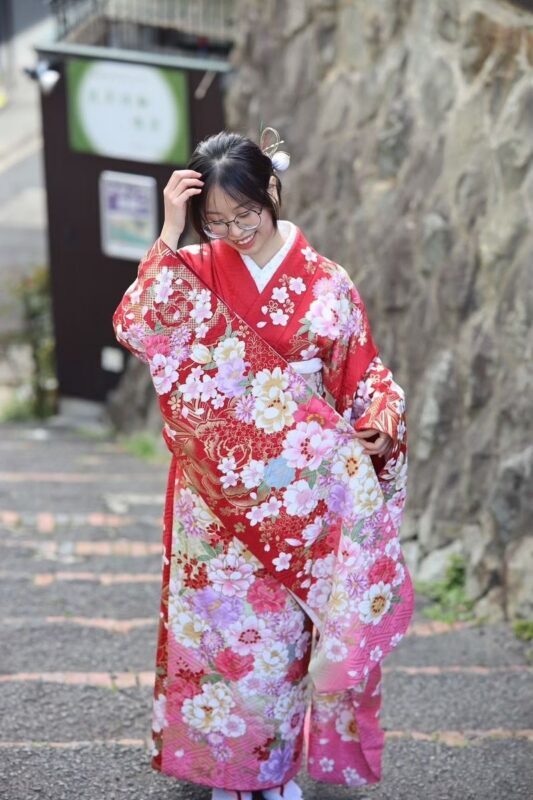 Kyoto Kiyomizu-dera Temple | Kimono, Yukata, Furisode Rental Experience, Japanese Makeup, Photography Service | (2-minute walk to Kiyomizu-dera Temple) - What the price does and does not cover