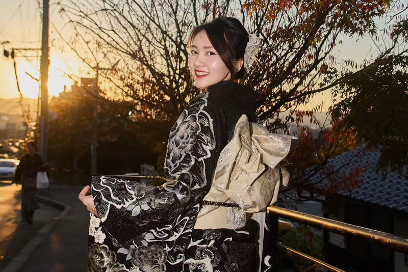 Kyoto Kiyomizu-dera Temple Kimono/Yukata Rental Experience - A Kyoto kimono rental in a useful spot