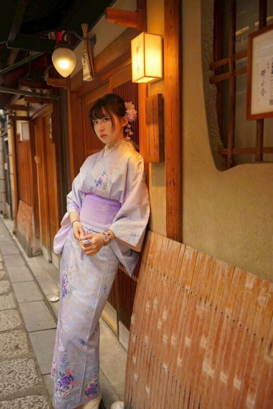Kyoto Kiyomizu-dera Temple Kimono/Yukata Rental Experience - Choosing your kimono at Fuuga Kiyomizu Gojo Store