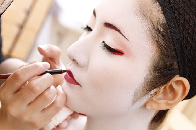 Kyoto: Maiko Makeover and Photoshoot Experience (Women only) - FAQ