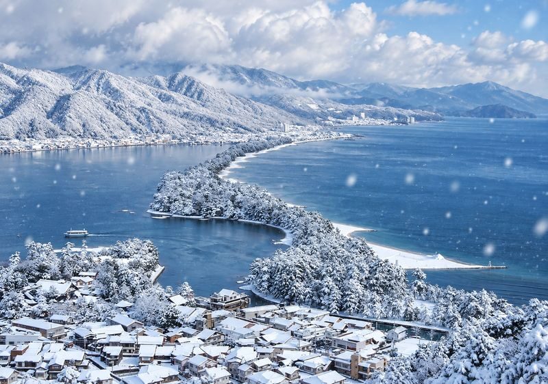 Kyoto Miyama Winter Lantern Festival Illumination & Amanohashidate & Ine Funaya Boat Tour One-Day Trip - Before you book