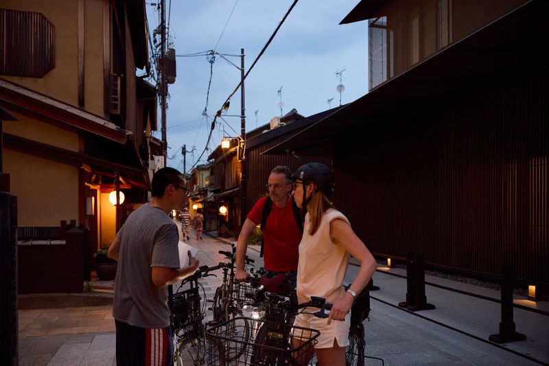 Kyoto Night E-Bike Tour Hidden Gems & Backstreets - Why Kyoto works well after sunset