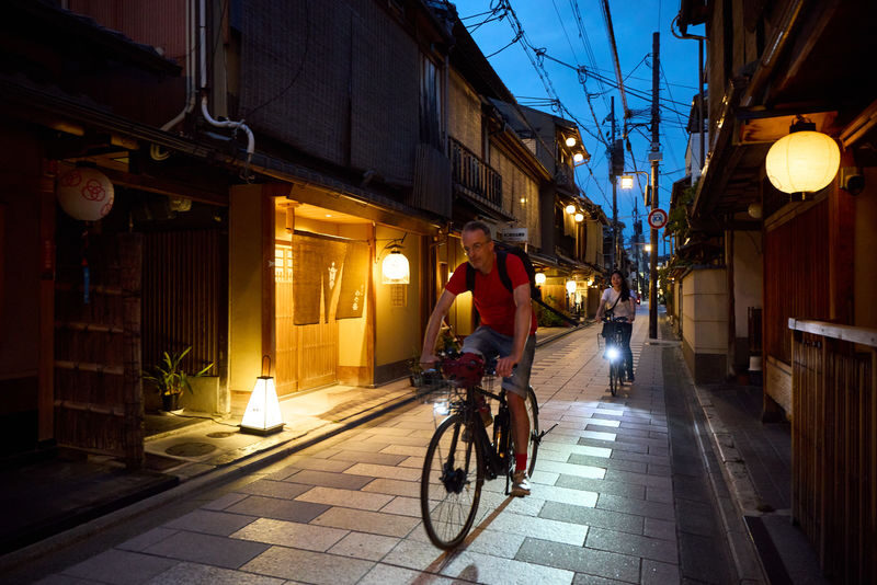 Kyoto Night E-Bike Tour Hidden Gems & Backstreets - The value of an evening e-bike