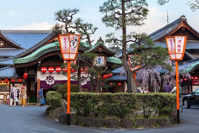 Kyoto Nighttime All-Inclusive Eats and Streets, Gion and Beyond - Key Points