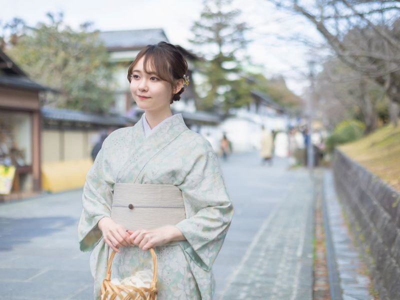 Kyoto Premium Silk Kimono Rental - Authentic Experience with Full-Set & Hair Styling - Key points to know before you book