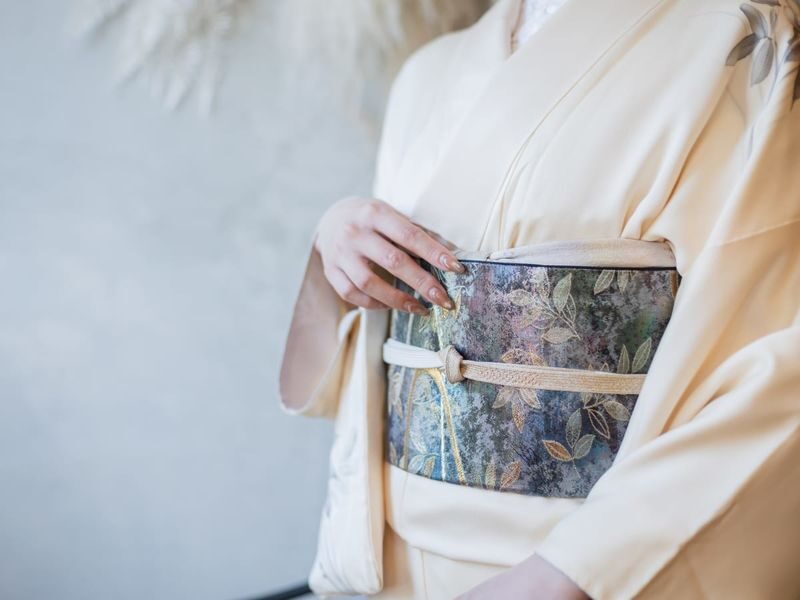 Kyoto Premium Silk Kimono Rental - Authentic Experience with Full-Set & Hair Styling - Who should book this Kyoto kimono rental?