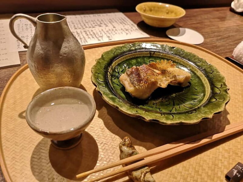 Kyoto: Private Authentic Kyoto Cuisine Experience with Guide - Authentic Atmosphere and Dining Experience