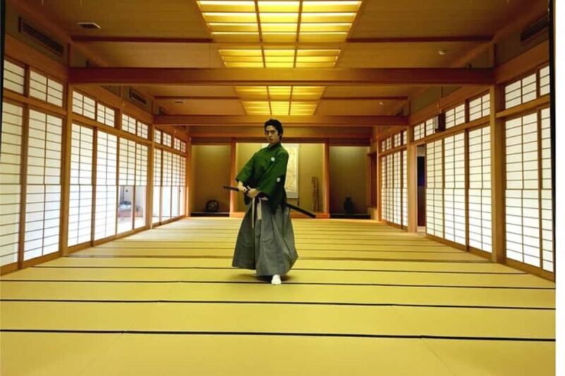 Kyoto: Private Guided Tour & Samurai Lesson and Show - Key Points